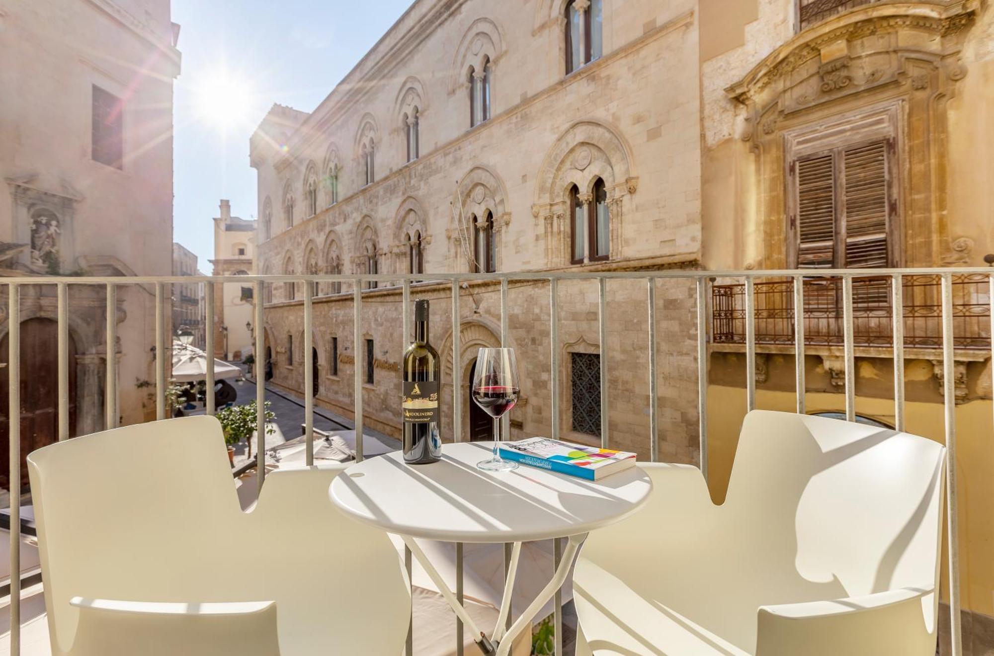 Fiveplace Design Suites & Apartments Trapani Luaran gambar